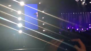 Pablo alborán concierto curo tus labios...