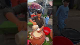Only Rs50/ Peshwar most Famous Ajab Gull lassi 😳#viral #food #foodie