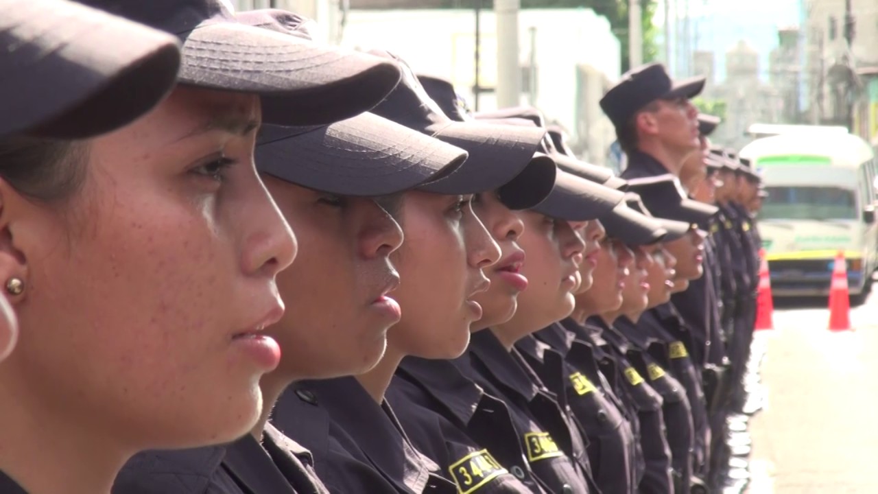 Juramentan 474 nuevos agentes de la PNC