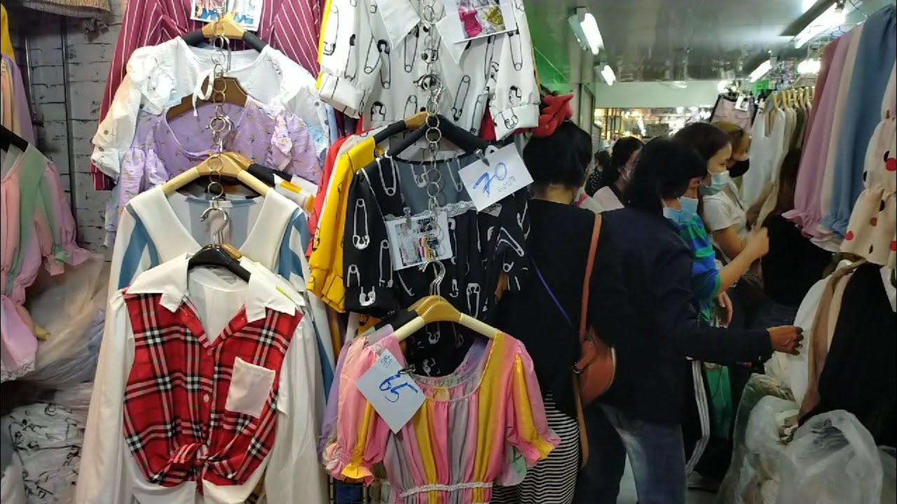 ตลาดขายเสื้อผ้า  New 2022  ตลาดขายเสื้อผ้าประตูน้ำ  thailandmarket15 clothing