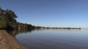 Kde se nachází největší podzemní jezero v celé republice?