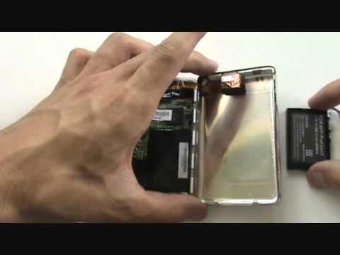 iPod 3rd Generation Battery Replacement Tutorial | GadgetMenders.com