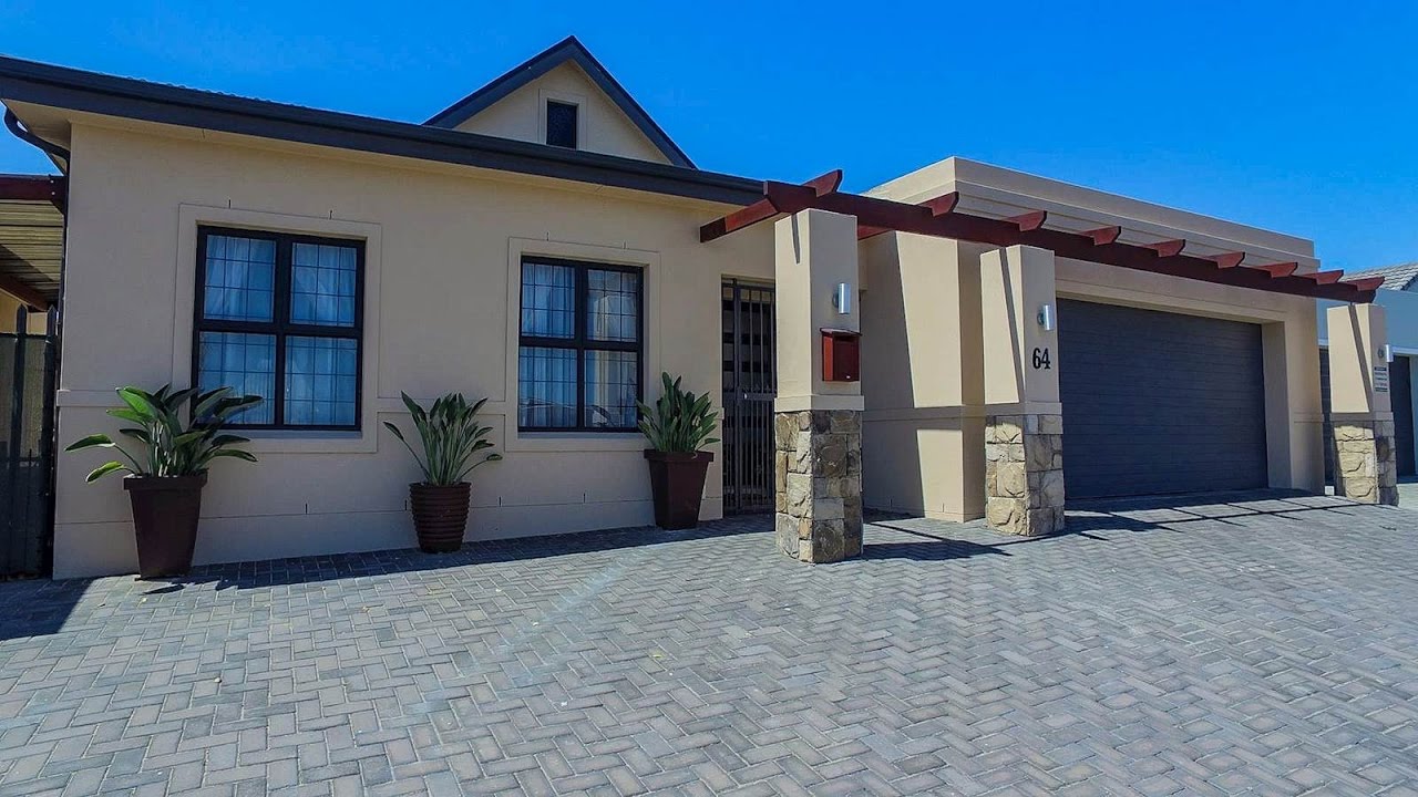 3 Bedroom House for sale in Western Cape Cape Town Tableview And