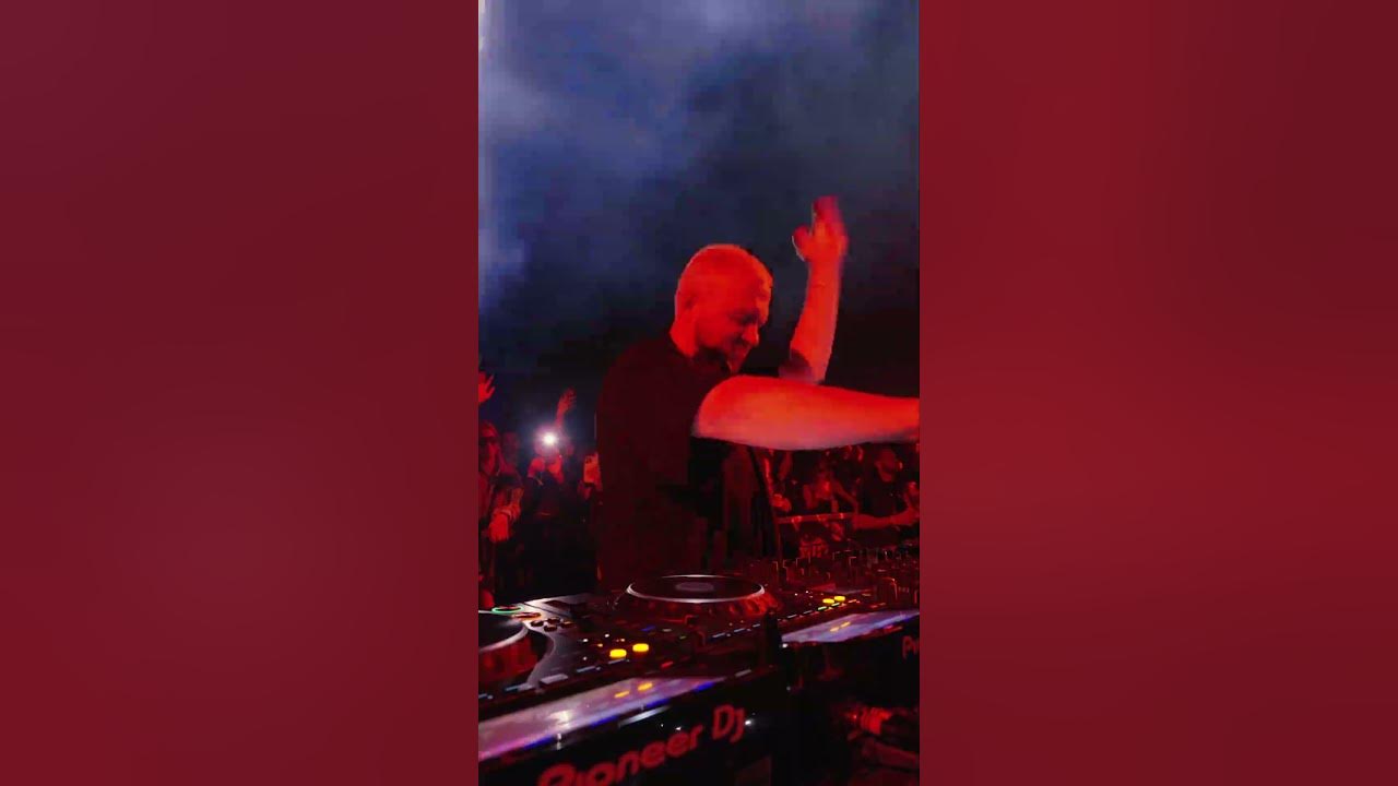 testing out my new chemical brothers remix in San Diego 🔊