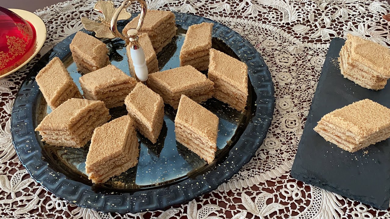 حلوة الطبقات بالعسل والمربى ، حلوة خرافية بزاف وااااعرة#gâteau au miel et confiture, un goût exquis