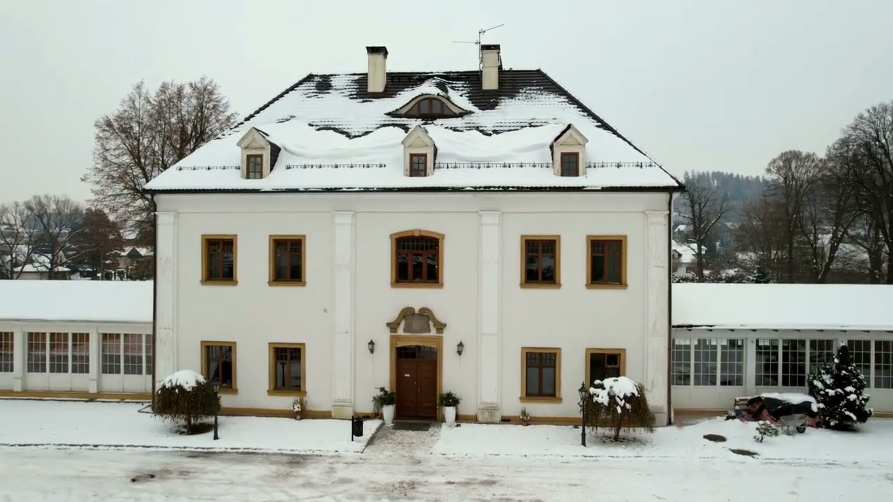 Pałac na Wodzie XVIII Staniszów. The Palace on the Water.