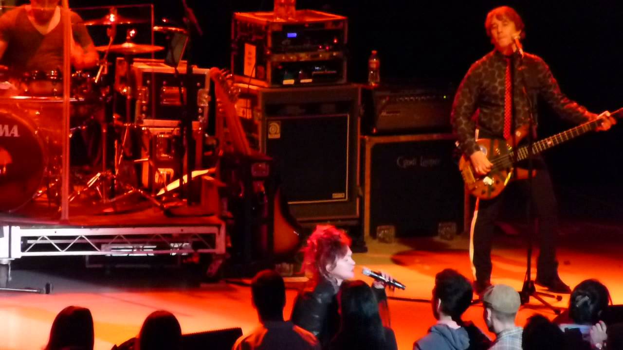 Cyndi Lauper He's So Unusual / Yeah Yeah (Greek Theatre, Los Angeles CA 6/13/13) YouTube