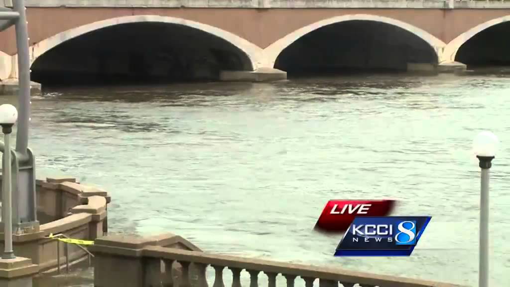 Man jumps into flooded river on dare - YouTube
