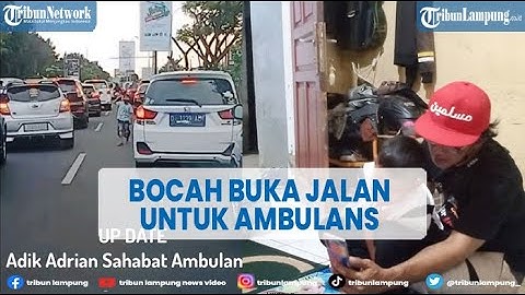 Viral Aksi Heroik Bocah Buka Akses Jalan untuk Ambulans di Tengah Kemacetan