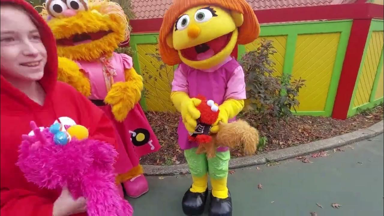 Sesame Street Character Meet & Greet Day | Halloween | Trick or Treat