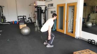Squat jump 180 degree rotation