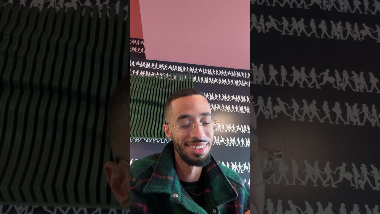 Жить — значит быть смелым.