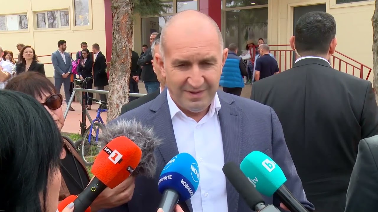 Радев: Целта е българите да се отвратят от изборите