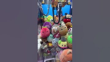 Legendary Squishmallow Wins 😧 #shorts #clawmachine #arcade #lifehacks #squishmallows