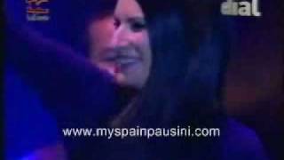 Laura Pausini y L. fonsi &quot;todo vuelve a empezar&quot;Live Madrid