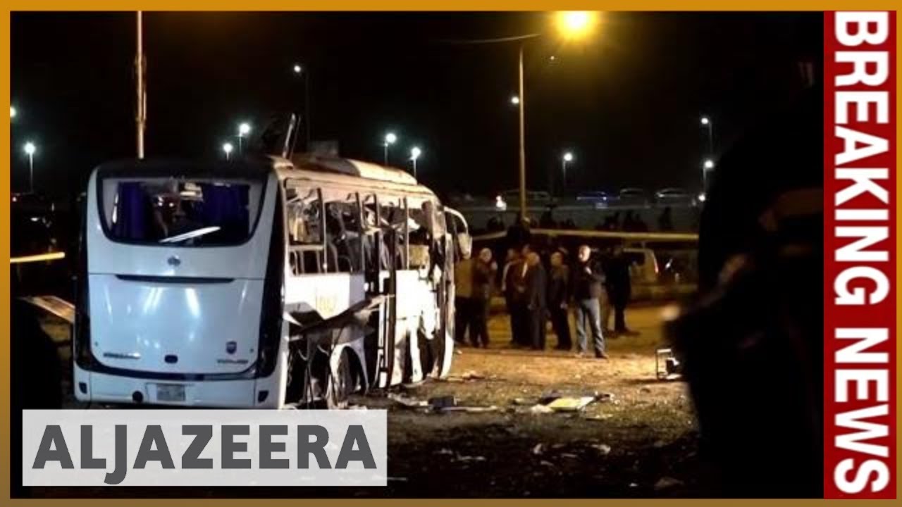 🇪🇬 🇻🇳 تفجير حافلة سياحية في مصر قرب أهرامات الجيزة - آخر الأخبار | الجزيرة الإنجليزية