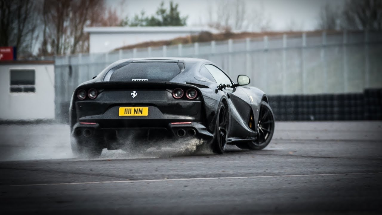 La désactivation de l'anti-patinage entraîne la perte totale de la Ferrari  812 Superfast - Turboblog