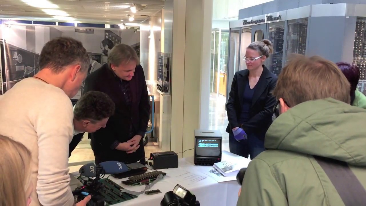 Copson Apple-1 handover to Deutsches Museum Munich