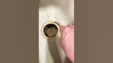 Replacing the kitchen sink strainer in 60 seconds