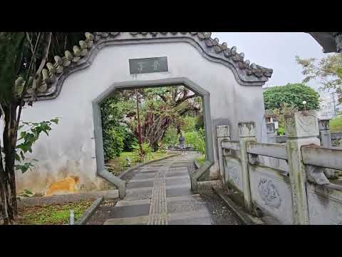 WALKING IN A MAGIC CHINESE GARDEN IN JAPAN // MOST BEAUTIFUL PLACE IN NAHA?