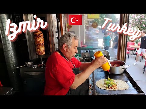 ازمير تركيا من الحي القديم  في إتجاه  القلب النابض