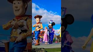 Disneyland Paris, Mickey, Woody, Rapunzel, Dream And Shine Brighter, Un Monde Qui Sillumine, 2023