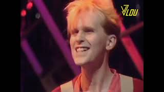 Howard Jones - New Song (TOTP) [Remastered] - 1983 HD &amp; HQ