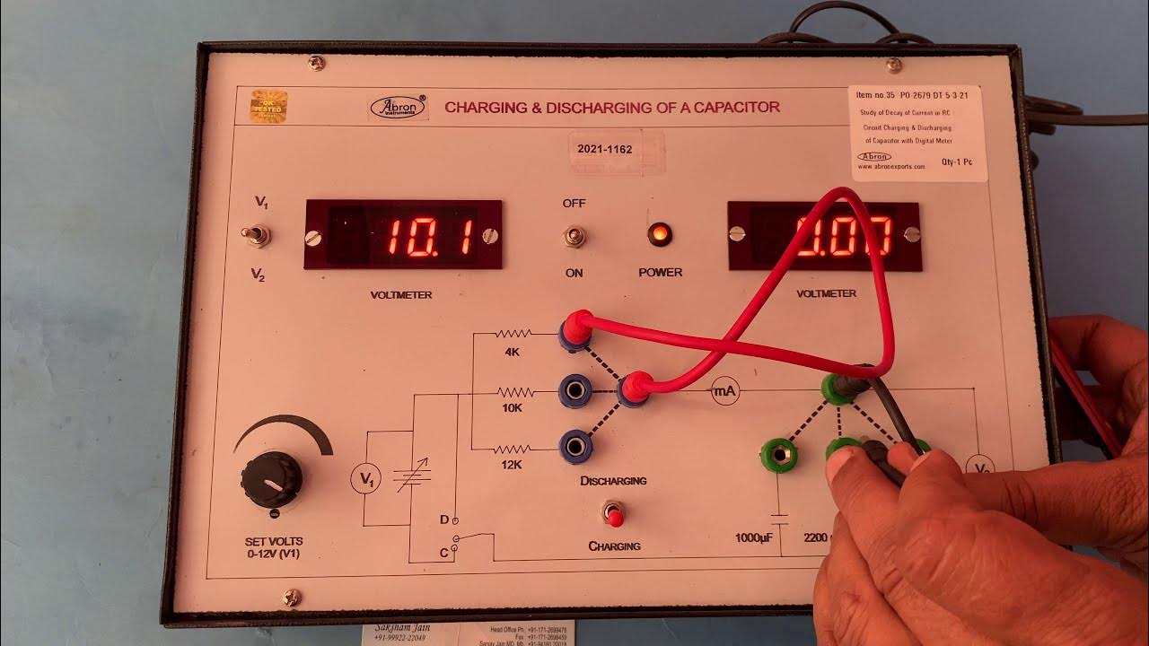 how to use Electronic charging discharging of condenser digital trainer