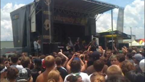 Warped Tour 2009 Orlando, FL - Attack Attack and Less Than Jake