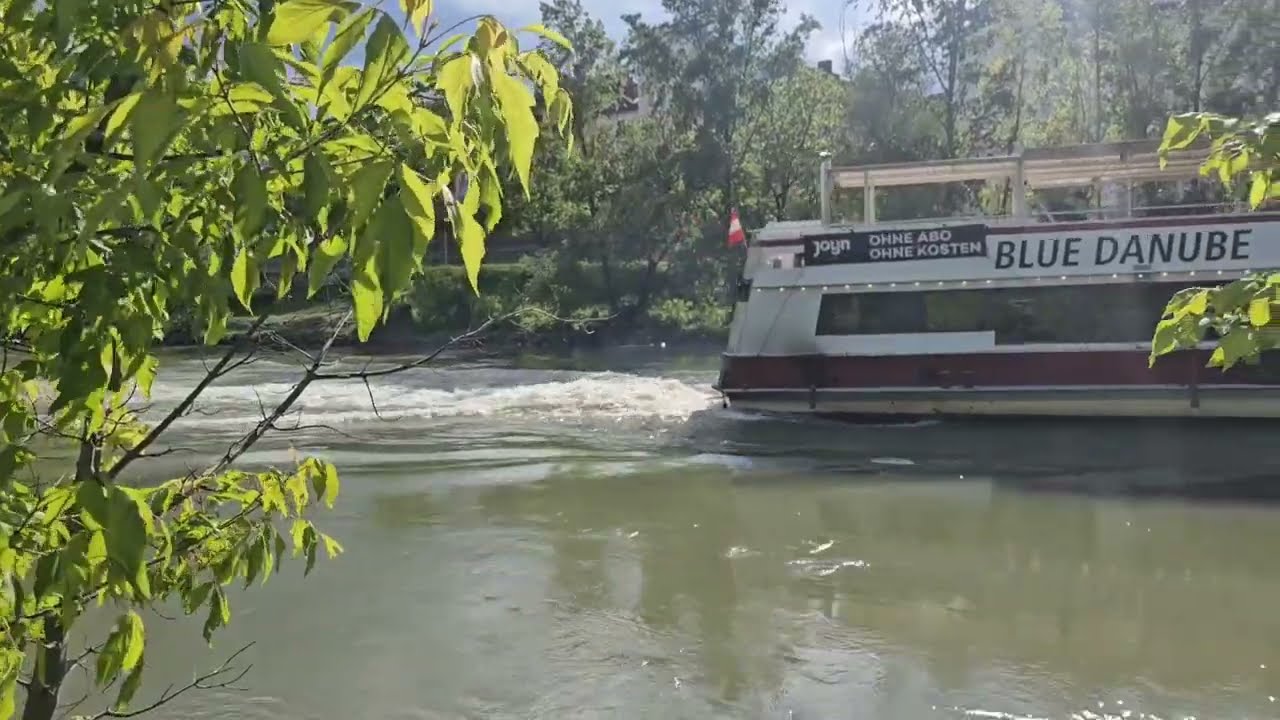 A Walk Along the Anton Schmid Promenade | Vienna, Austria