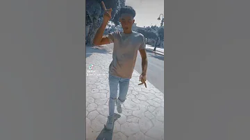 بصي الرساله من الدبابه يا ام العيون الكذابه متحبنيش انا مش بابا ارجعلي من ده انت خرابه لايك 