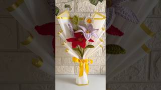 Wrap up a giant bouquet with me😍 #crochet #bouquet #wrapping #beautiful #crocheting #crochetflower