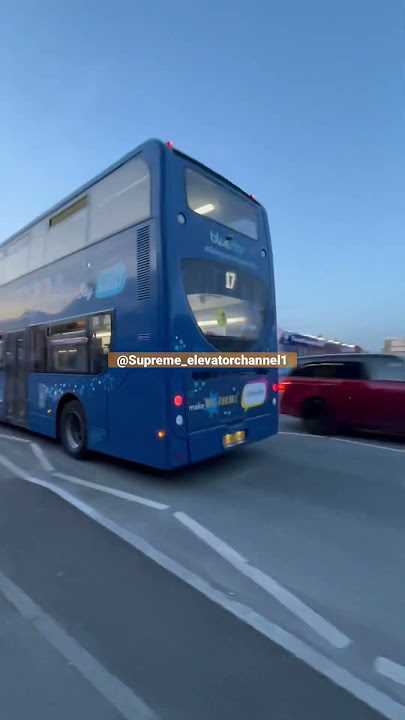 Enviro 400 in bluestar livery