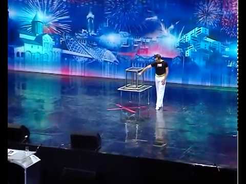 დავით პატარაია (ადამიანი კაუჩუკი)