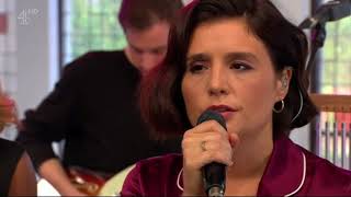 Jessie Ware - Alone (Acoustic at Sunday Brunch, Channel 4)
