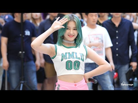 [4K] 180708 모모랜드 MOMOLAND 배앰 BAAM 두번째 낸시 NANCY @ MV 조회수 2500만 달성 게릴라 By Sleeppage