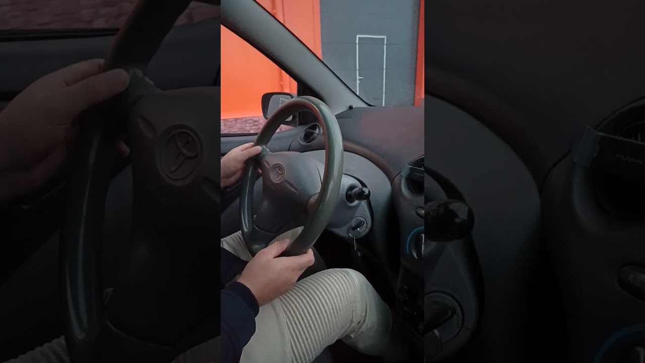 Toyota Echo 2001 . Мнение о машине . Обзор