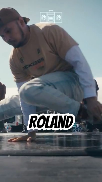 He was levitating 🛸 Roland shown off the signatures #bboy - YouTube