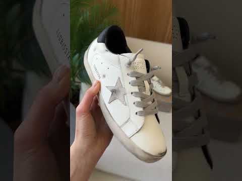 Кеди жіночі Super-Star with Gray Suede Star and Black Leather, видео 2