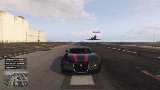 Grand Theft Auto V Bugatti vs Jet race screenshot 4