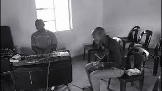 NDUDUZO makhoba singing unkulunkulu E muhle njalo by Lungelo HLONGWANE cover