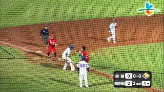 20140405-2 甲組春季聯賽 台東綺麗珊瑚vs國訓藍 4下 國訓藍安打不斷 但卻自己發生擠壘的失誤
