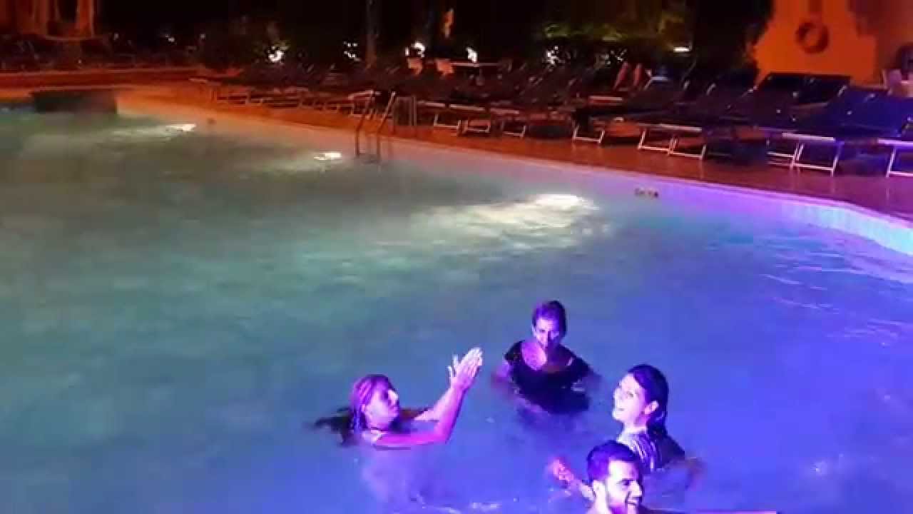 PicsArt pool party - 