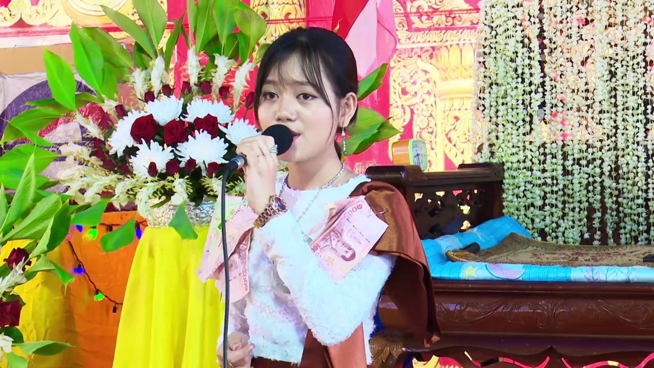 ပရဟိတအက်ိဳးေတာ္ေဆာင္ ေတးဆုိ မင္းသမီးေလး ႏွင္းခ်ယ္ရီ