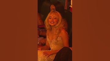 Thumbnail of Sabrina Carpenter & Lil Nas X singing along to "Beautiful Things" at the #VMAs!