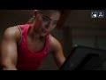 Тренировки на велотренажерах Bowflex с приложением JRNY.