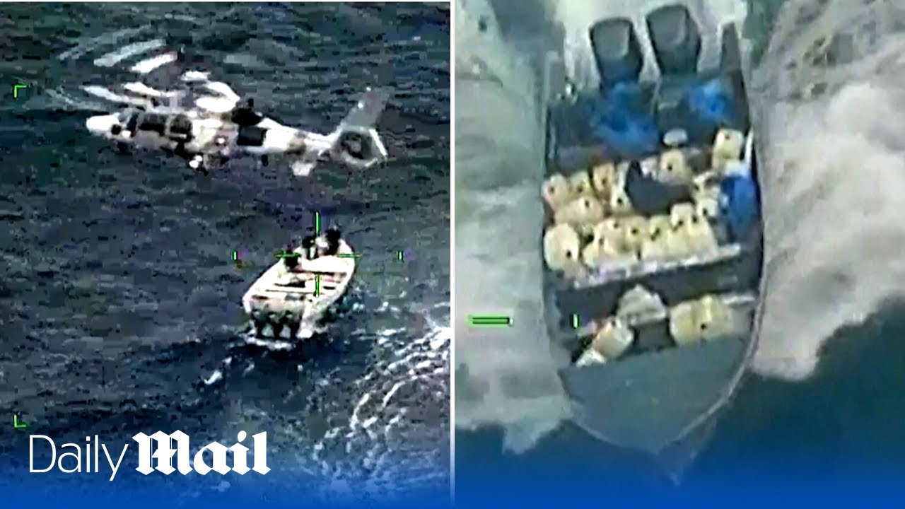 Moment Mexican navy catch drug smugglers at sea and seize 4,400 tonnes of narcotics