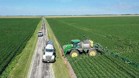 R4045 Spraying Fungicide