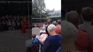 Ваня (4 года) комментирует танец девочек: "Это Россия!"