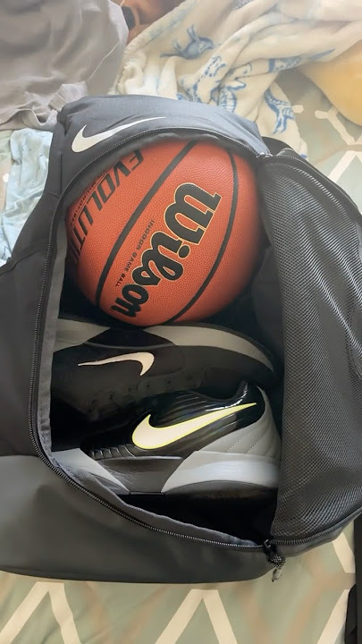 How I pack my nike elite backpack